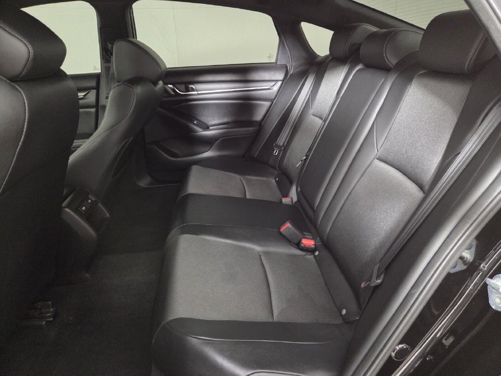 Used 2021 Honda Accord Sport image 22
