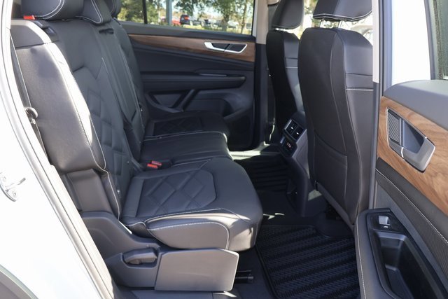 New 2026 Volkswagen Atlas SE image 18