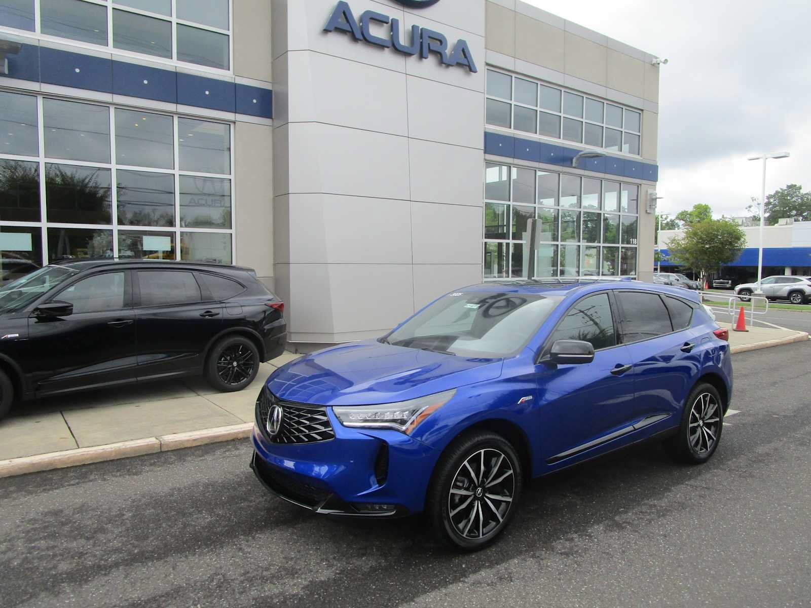 Certified 2025 Acura RDX w/ Advance Package