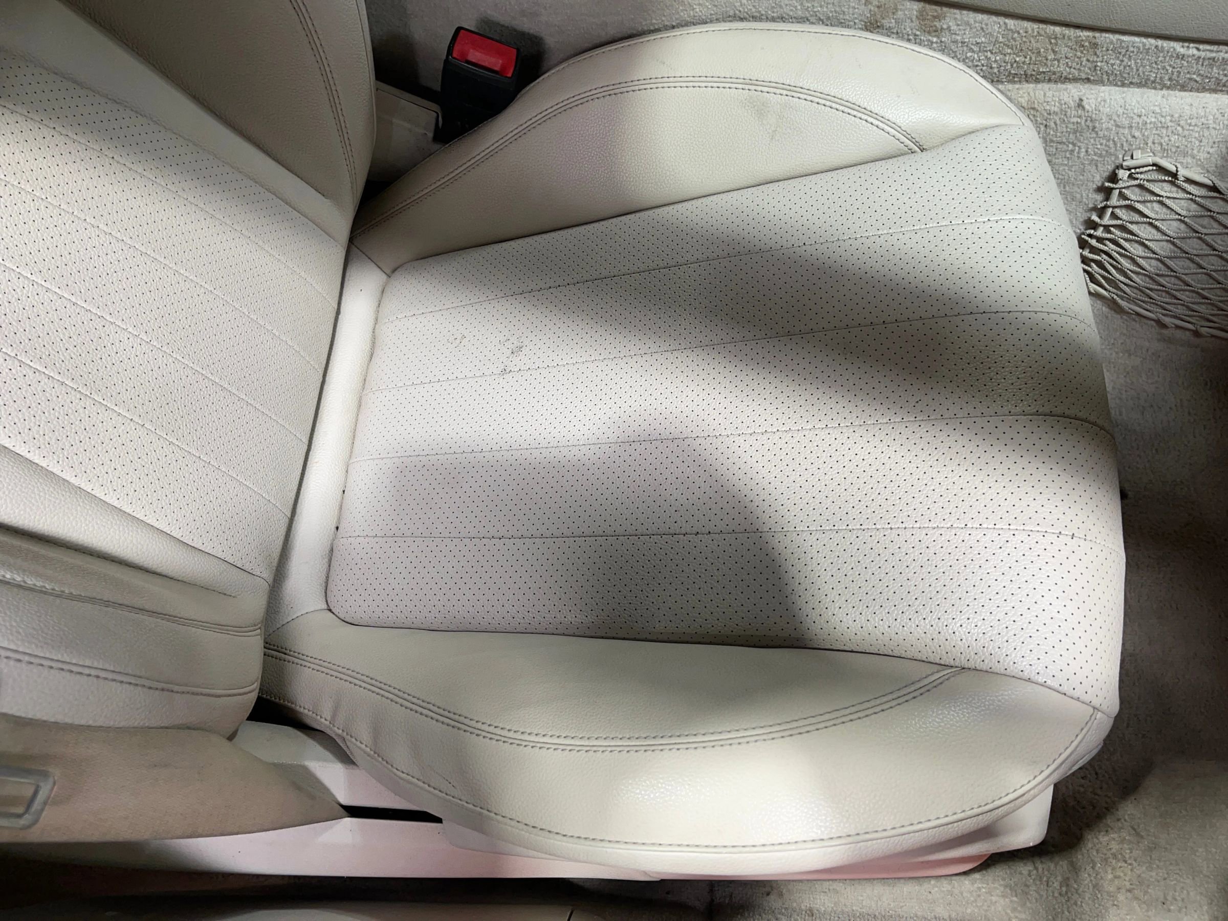 Used 2017 Mercedes-Benz E 300 4MATIC w/ Premium 1 Package image 33