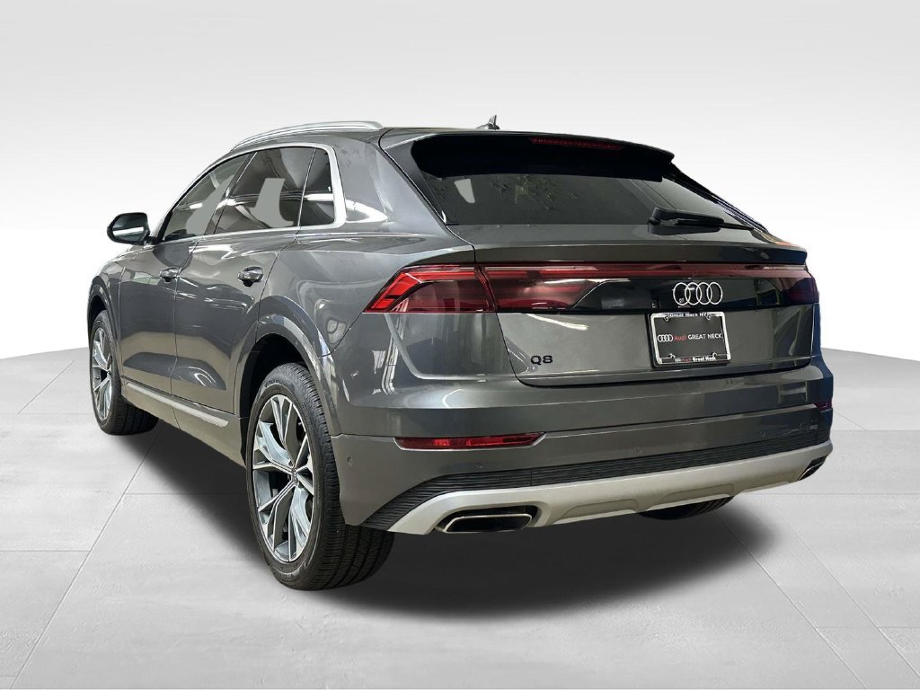 Used 2025 Audi Q8 Premium w/ Convenience Package AWD/4WD image 8