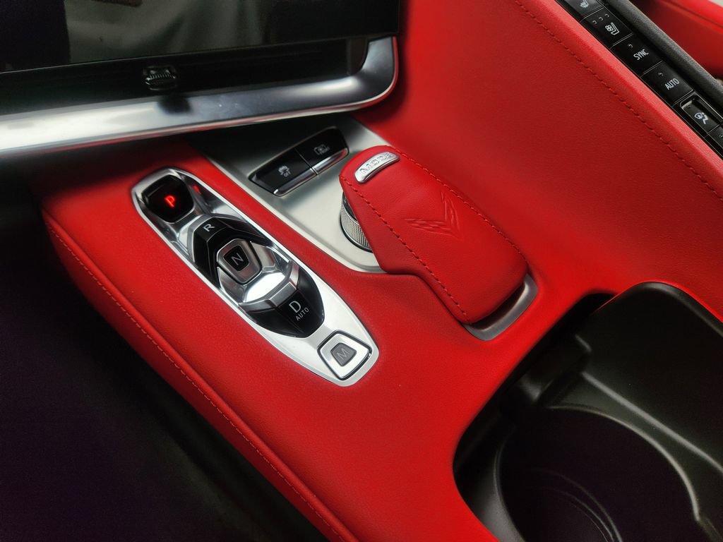 Used 2024 Chevrolet Corvette Stingray Preferred Conv w/ Z51 Performance Package RWD image 20