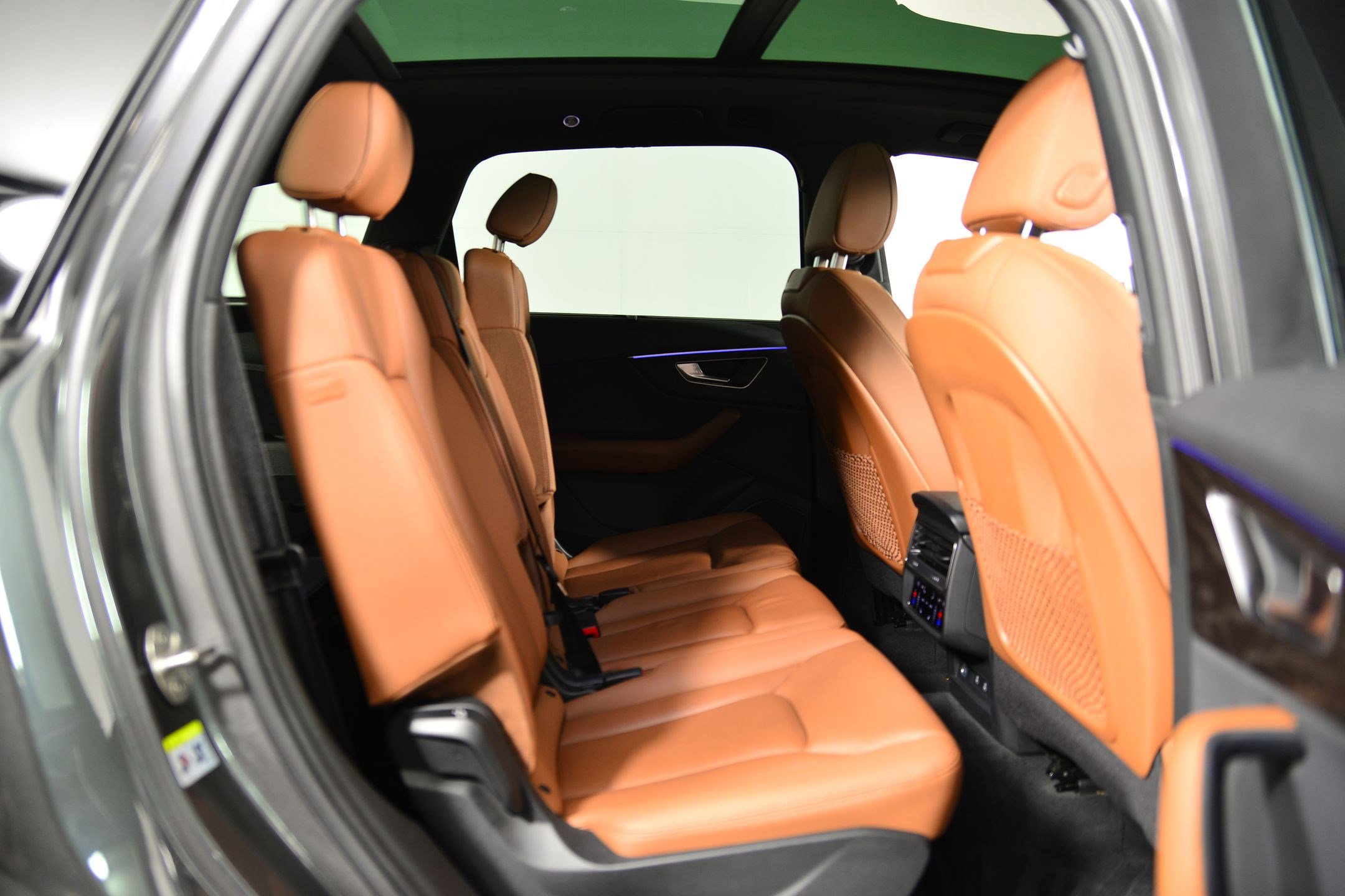 Used 2022 Audi Q7 Premium Plus image 19