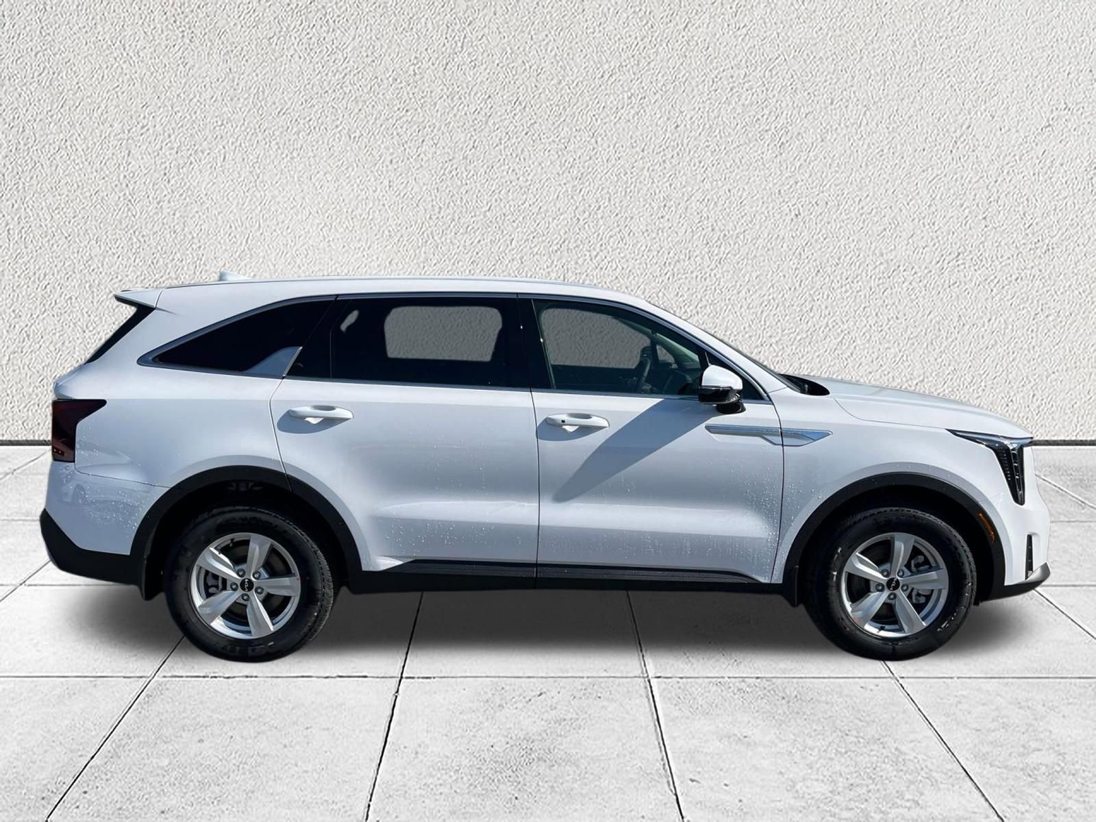 New 2026 Kia Sorento LX image 9