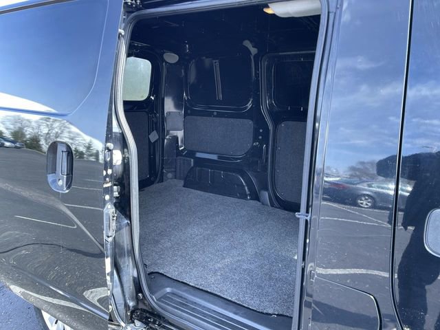 Used 2017 Chevrolet City Express LT w/ Technology Package image 24
