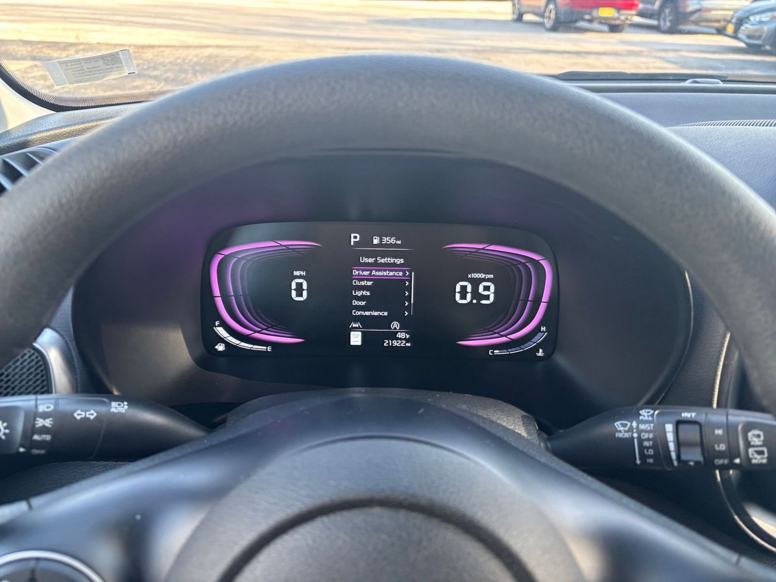 Used 2025 Kia Soul LX w/ LX Technology Package FWD image 39