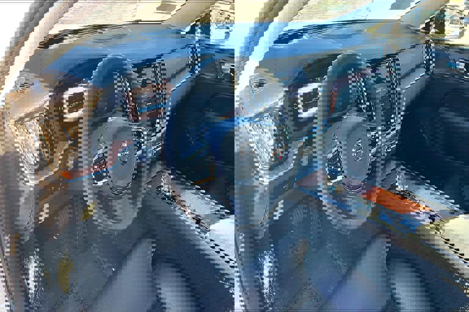 Certified 2024 Volvo S60 B5 Ultimate image 16