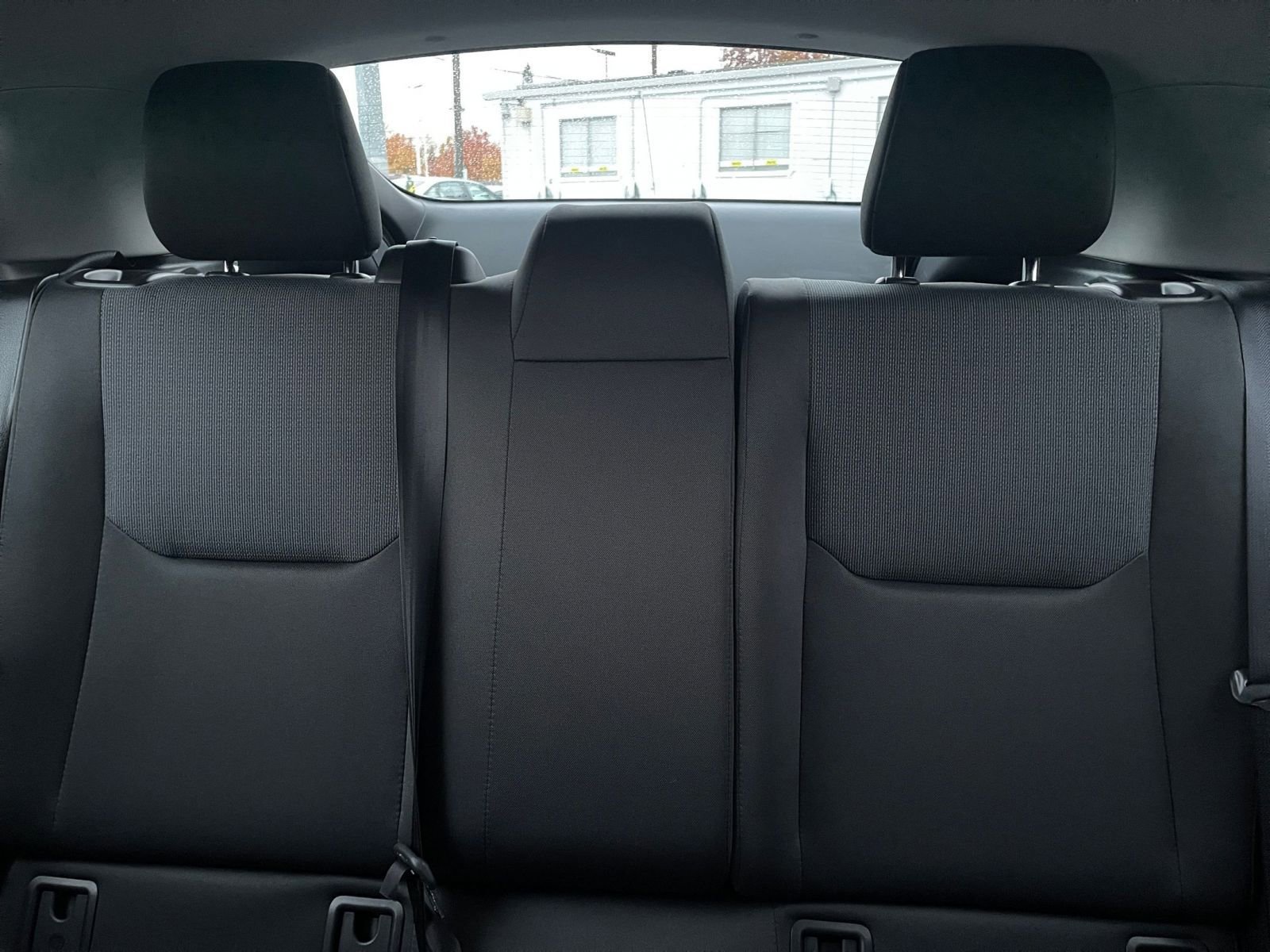 Used 2025 Toyota Prius LE image 38