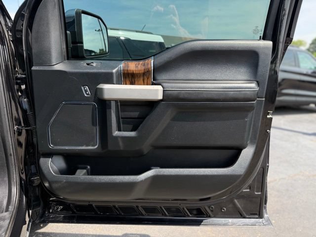 Used 2019 Ford F150 Lariat w/ Equipment Group 502A Luxury AWD/4WD image 17