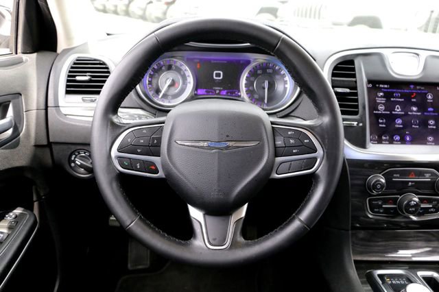 Used 2021 Chrysler 300 Touring w/ Sport Appearance Package image 26