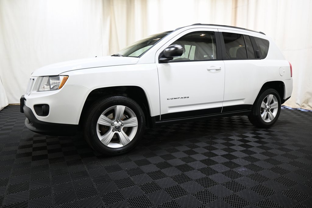 Used 2012 Jeep Compass Sport image 5