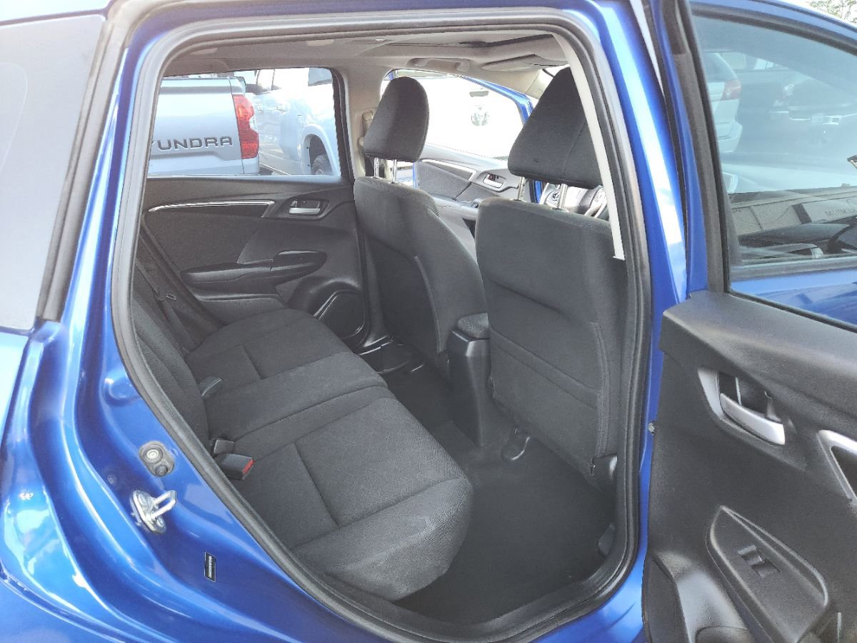 Used 2015 Honda Fit EX image 11