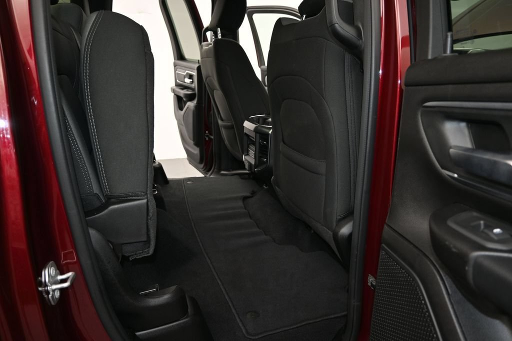 Used 2025 RAM 1500 Big Horn AWD/4WD image 11