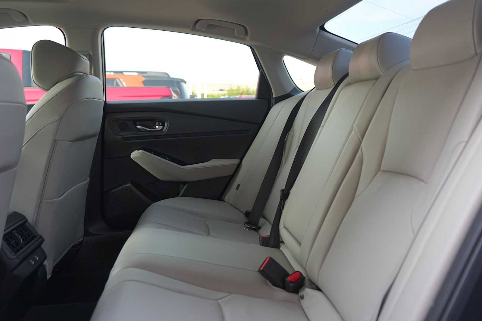 Used 2025 Honda Accord Touring image 14