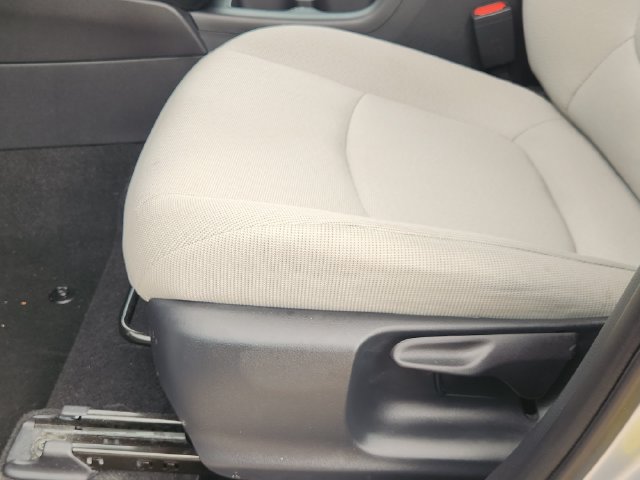 Used 2026 Toyota Corolla Cross L FWD image 17