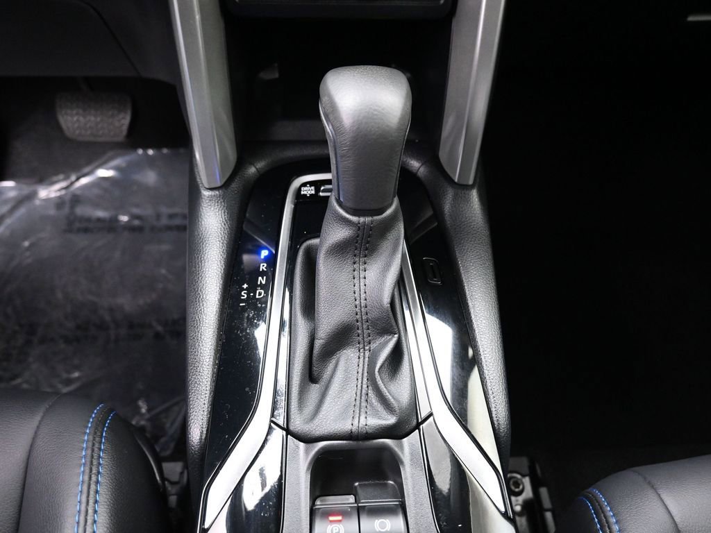 Used 2024 Toyota Corolla Cross XSE w/ Convenience Package image 27