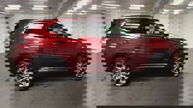 Certified 2022 Buick Envision Avenir w/ Technology Package II image 9