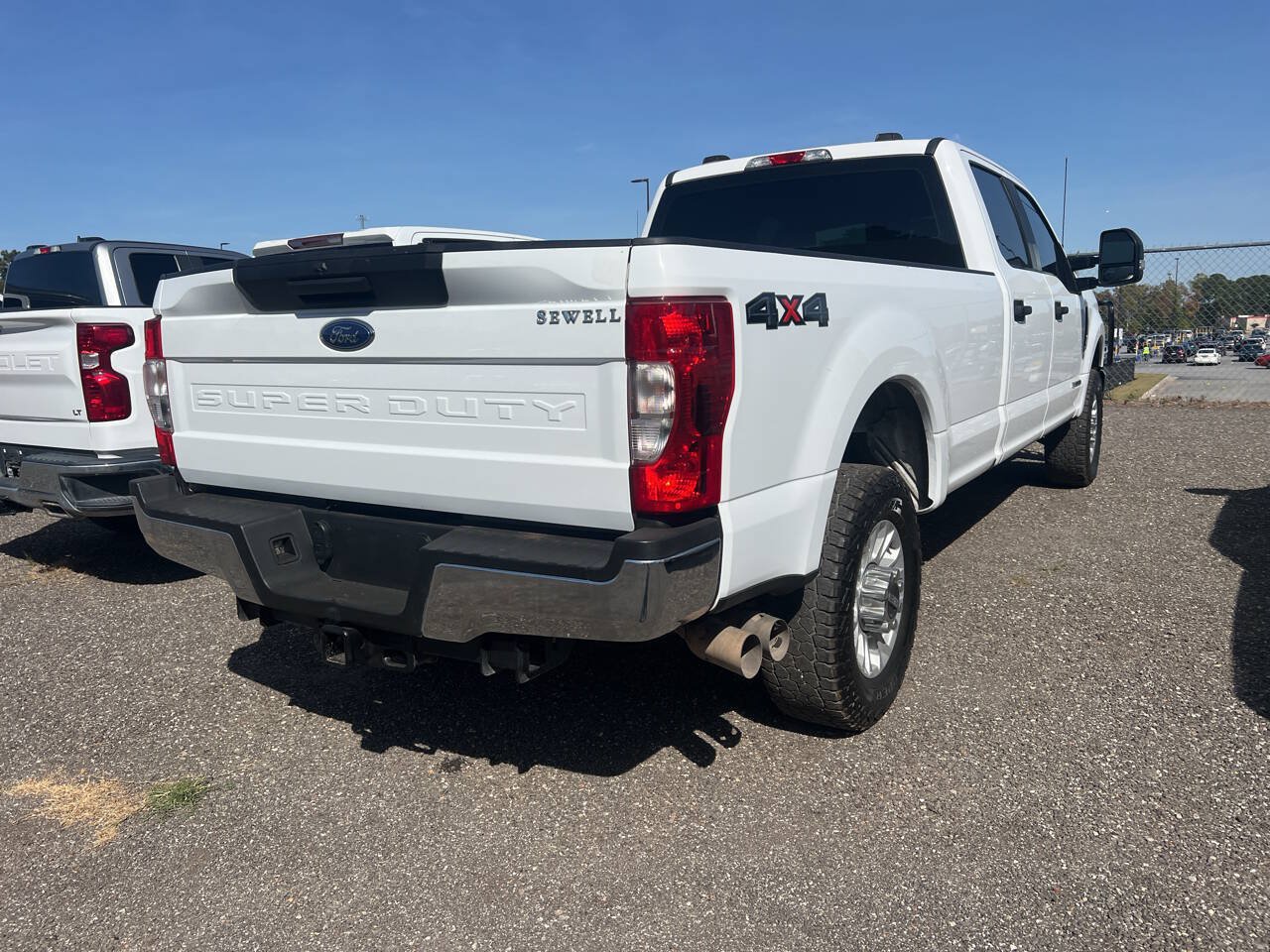 Used 2022 Ford F250 XL w/ STX Appearance Package AWD/4WD image 4