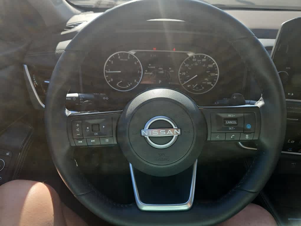 Used 2023 Nissan Rogue SL AWD/4WD image 15
