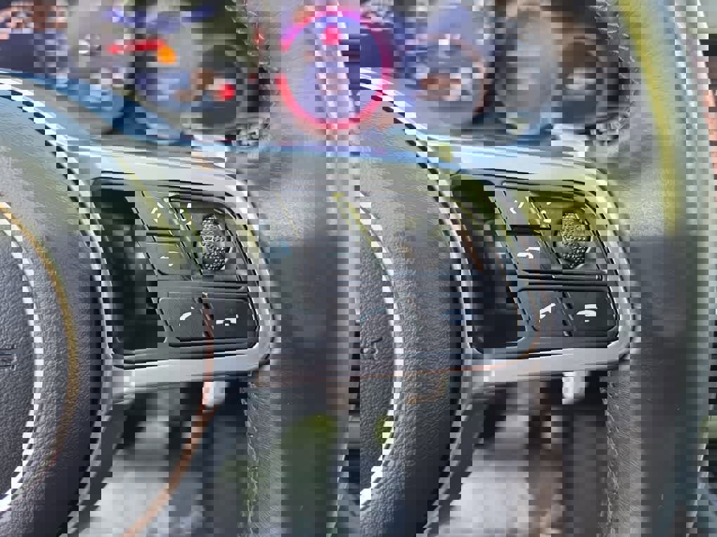 Used 2021 Porsche Cayenne AWD/4WD image 14