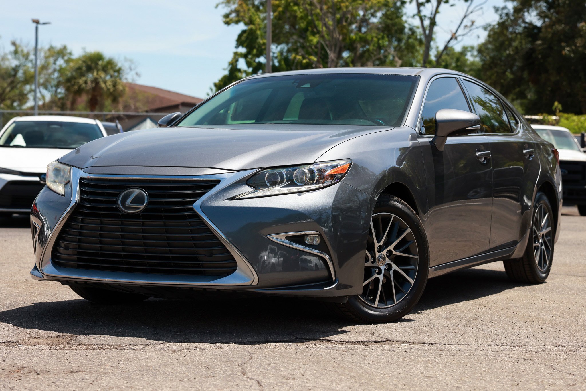 Used 2016 Lexus ES 350 w/ Luxury Package w/Wood Trim
