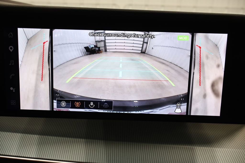 Used 2025 Nissan Murano Platinum image 32