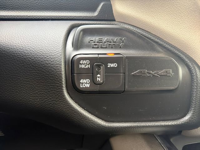 Used 2020 RAM 3500 Laramie image 33