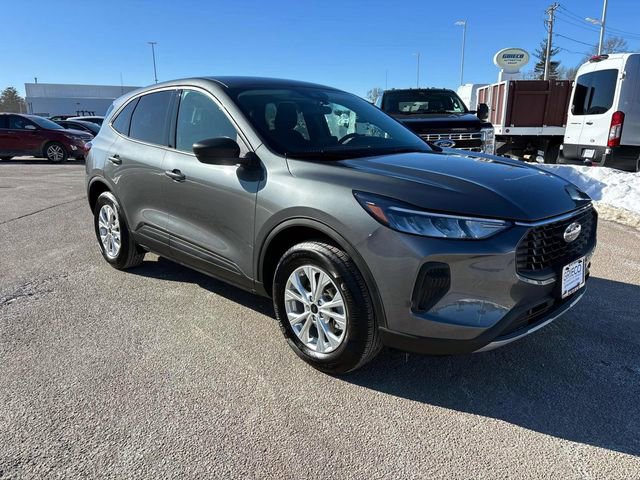 Used 2025 Ford Escape Active w/ Cold Weather Package video 1