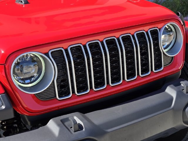 Certified 2026 Jeep Wrangler Unlimited Sahara AWD/4WD image 11