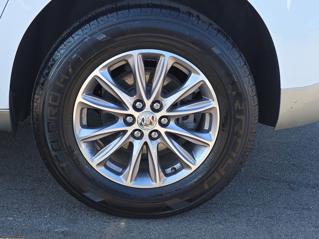 Used 2024 Buick Enclave Premium image 37