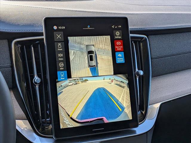 New 2026 Volvo XC90 B5 Plus w/ Protection Package image 15