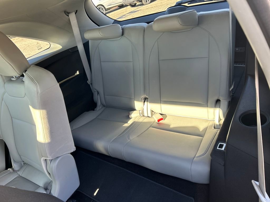 Used 2019 Acura MDX FWD image 24