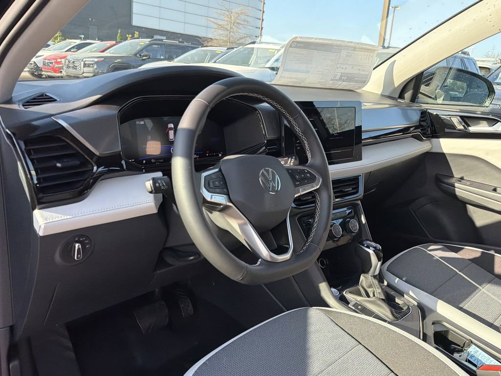 New 2026 Volkswagen Taos S image 10