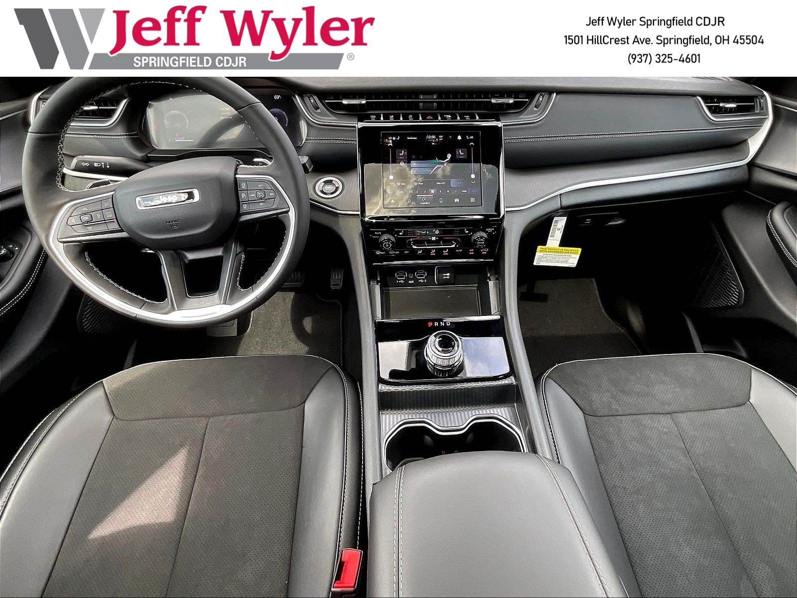 New 2025 Jeep Grand Cherokee 4WD image 11