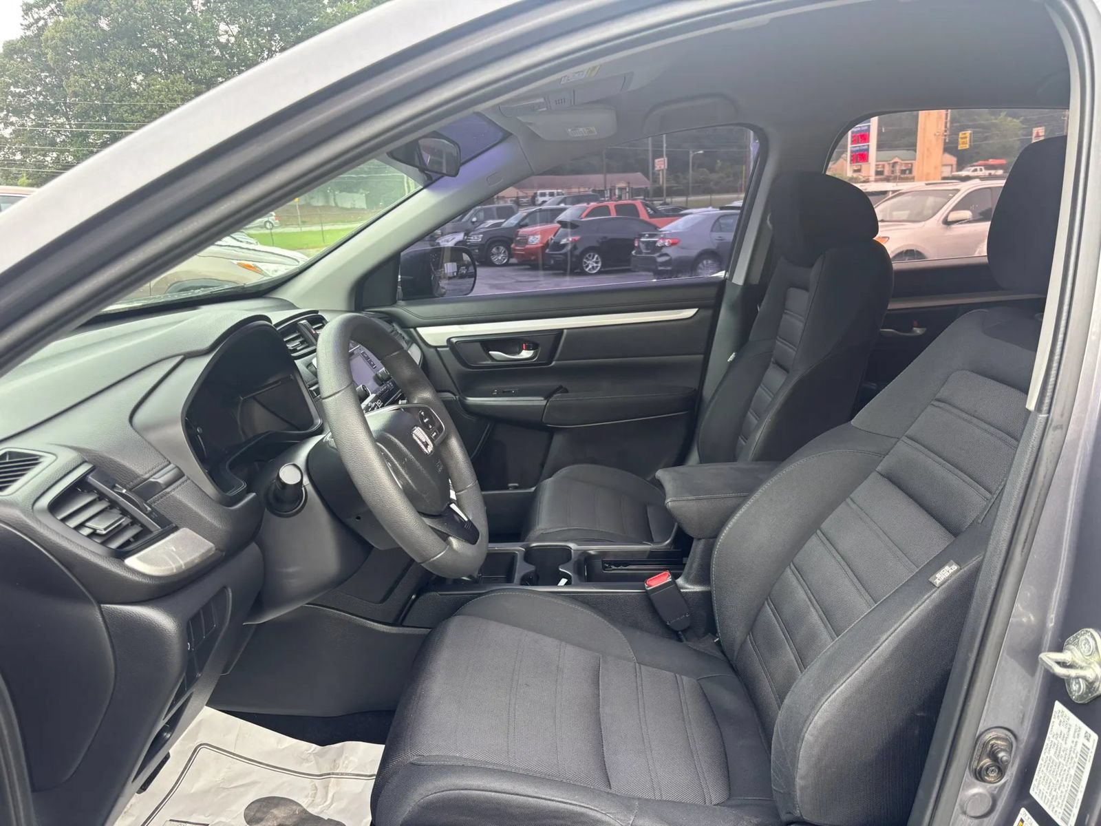 Used 2018 Honda CR-V LX image 8
