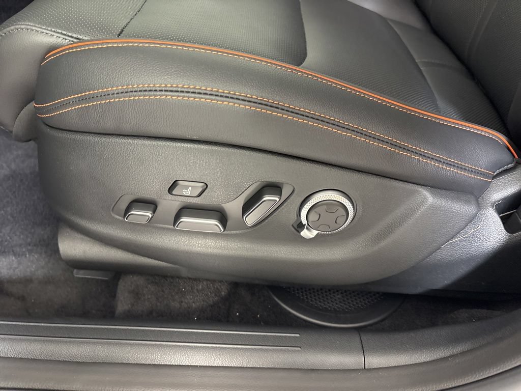 New 2026 Genesis GV70 2.5T Sport Prestige AWD/4WD image 15