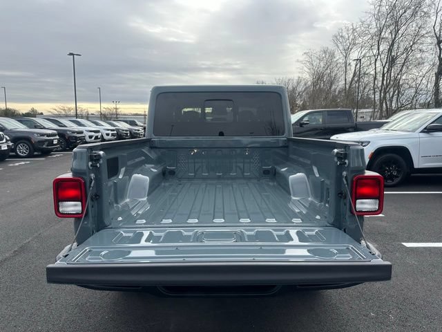 New 2026 Jeep Gladiator Sport AWD/4WD image 13