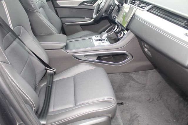 New 2026 Jaguar F-PACE R-Dynamic S image 3