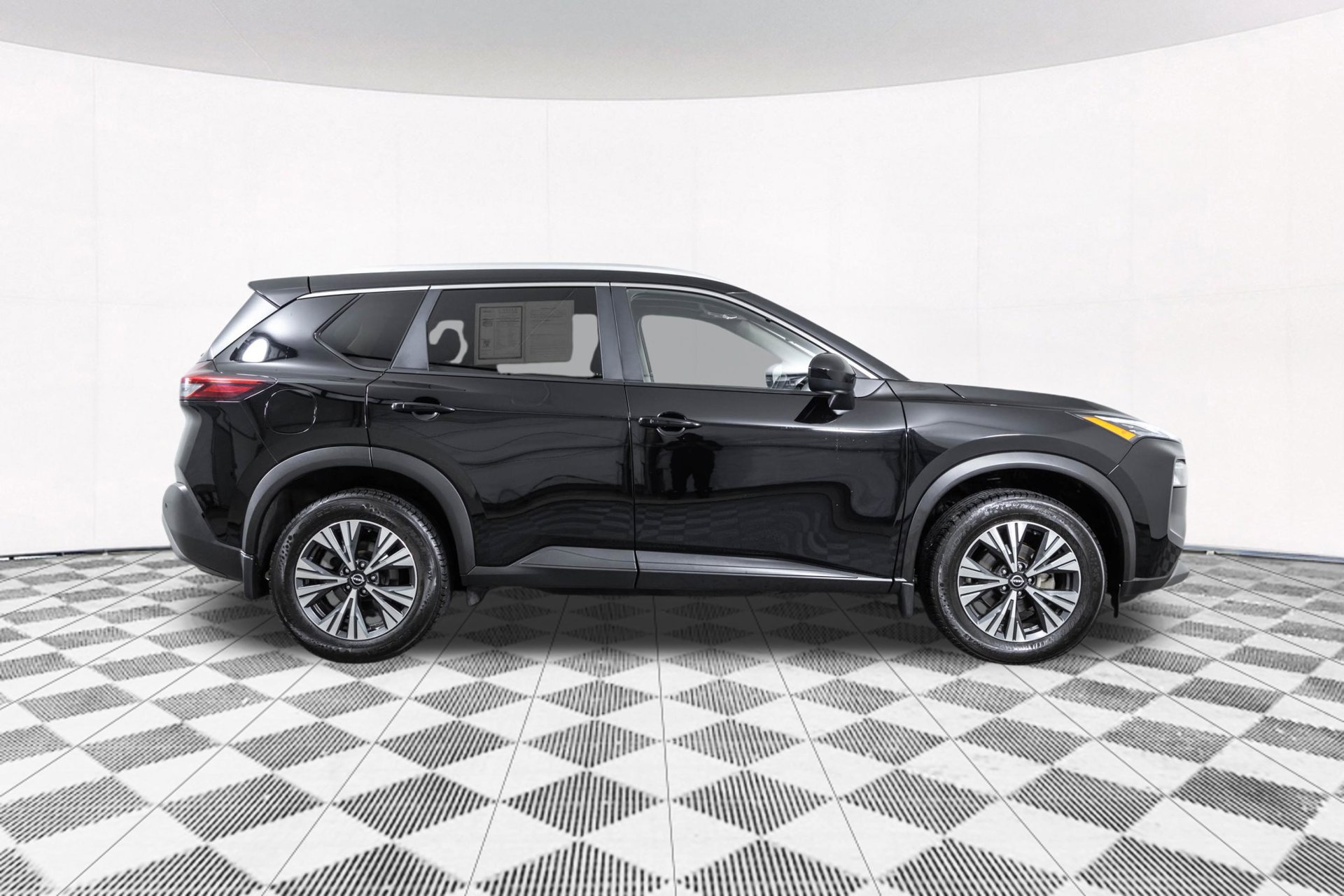Used 2023 Nissan Rogue SV w/ SV Premium B Package AWD/4WD image 21