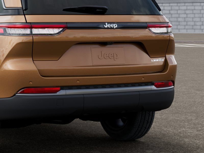 New 2026 Jeep Grand Cherokee Limited w/ Limited Altitude Package RWD image 13