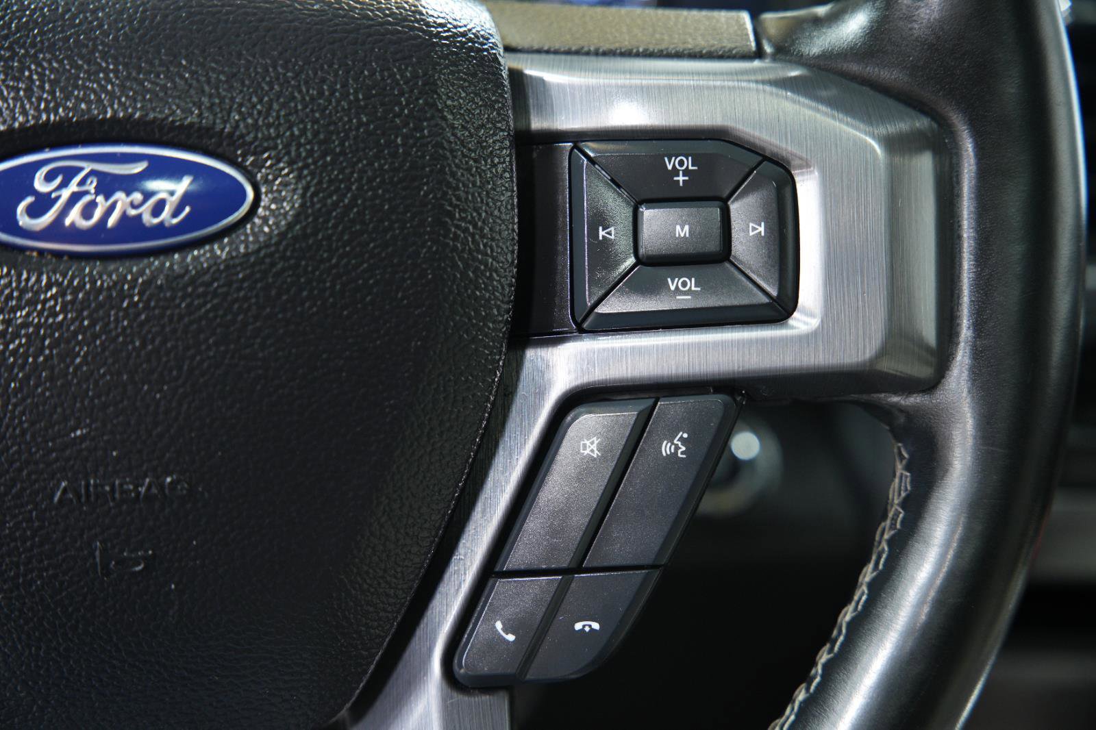 Used 2021 Ford Expedition Platinum image 37