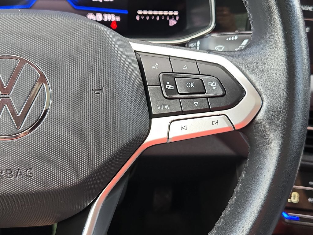 Used 2026 Volkswagen Jetta SE FWD image 22