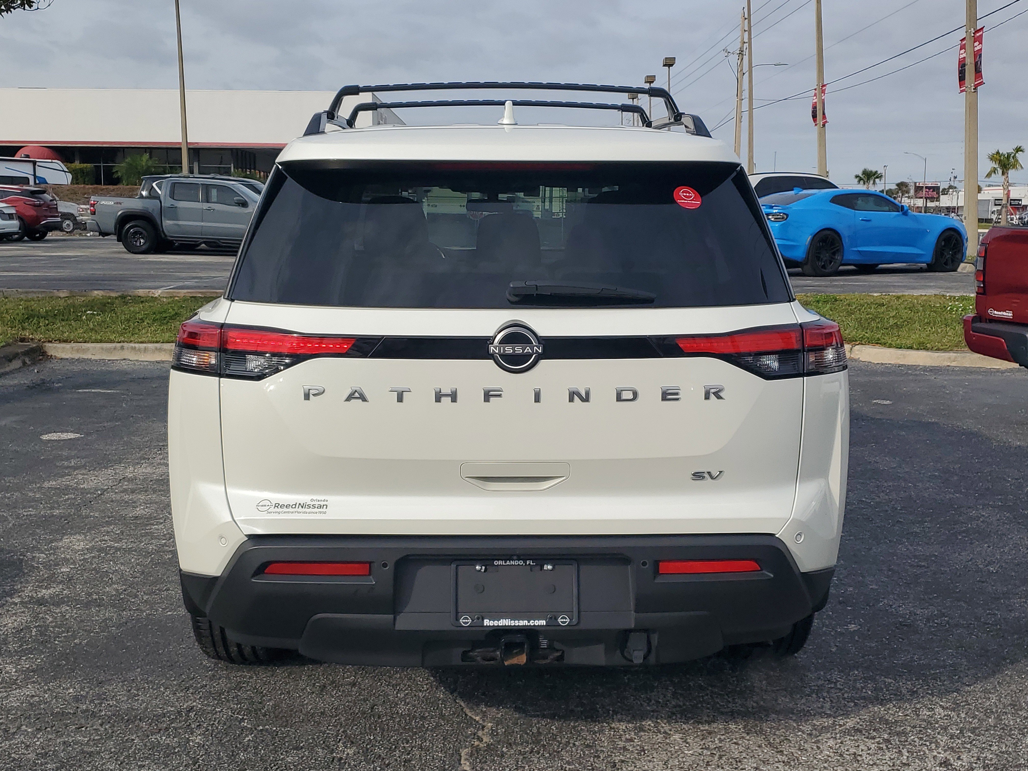 Certified 2022 Nissan Pathfinder SV w/ SV Premium Package image 5