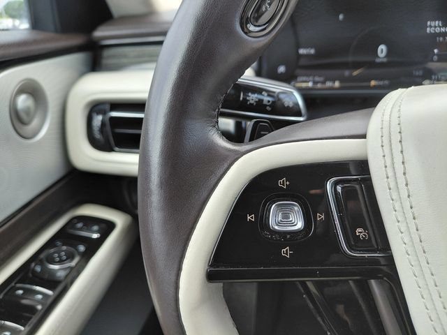 Used 2023 Lincoln Aviator Black Label w/ Dynamic Handling Package AWD/4WD image 25