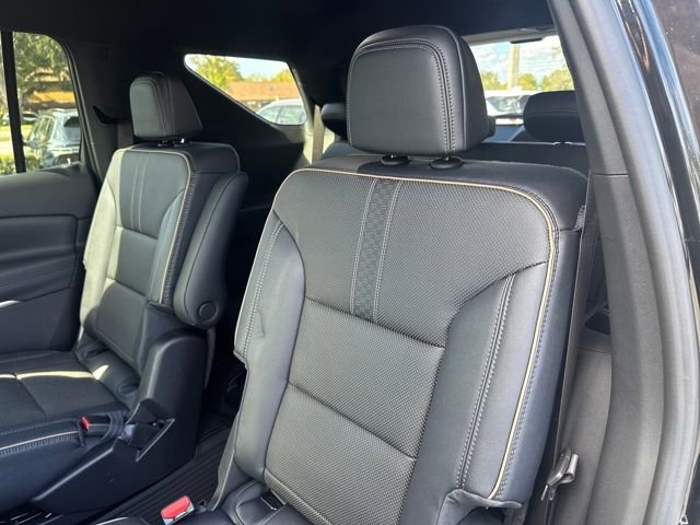 New 2026 Chevrolet Traverse High Country w/ LPO, Floor Liner Package image 23