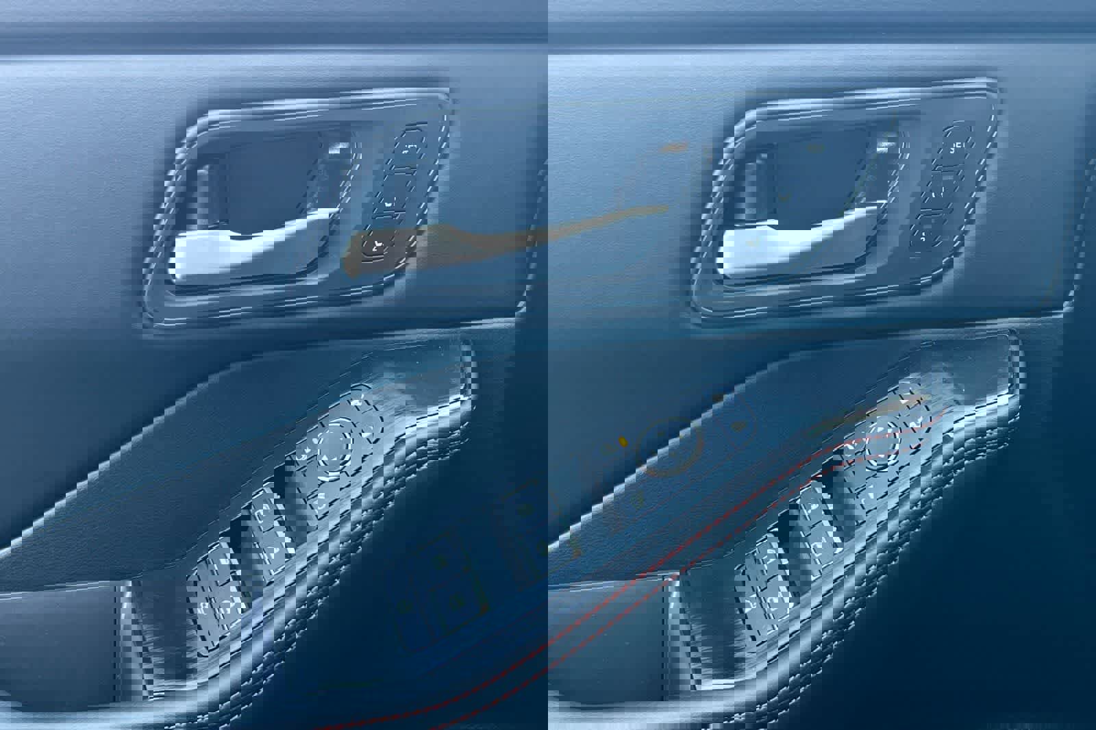 Certified 2025 Nissan Rogue SV w/ Rock Creek Premium Package image 15