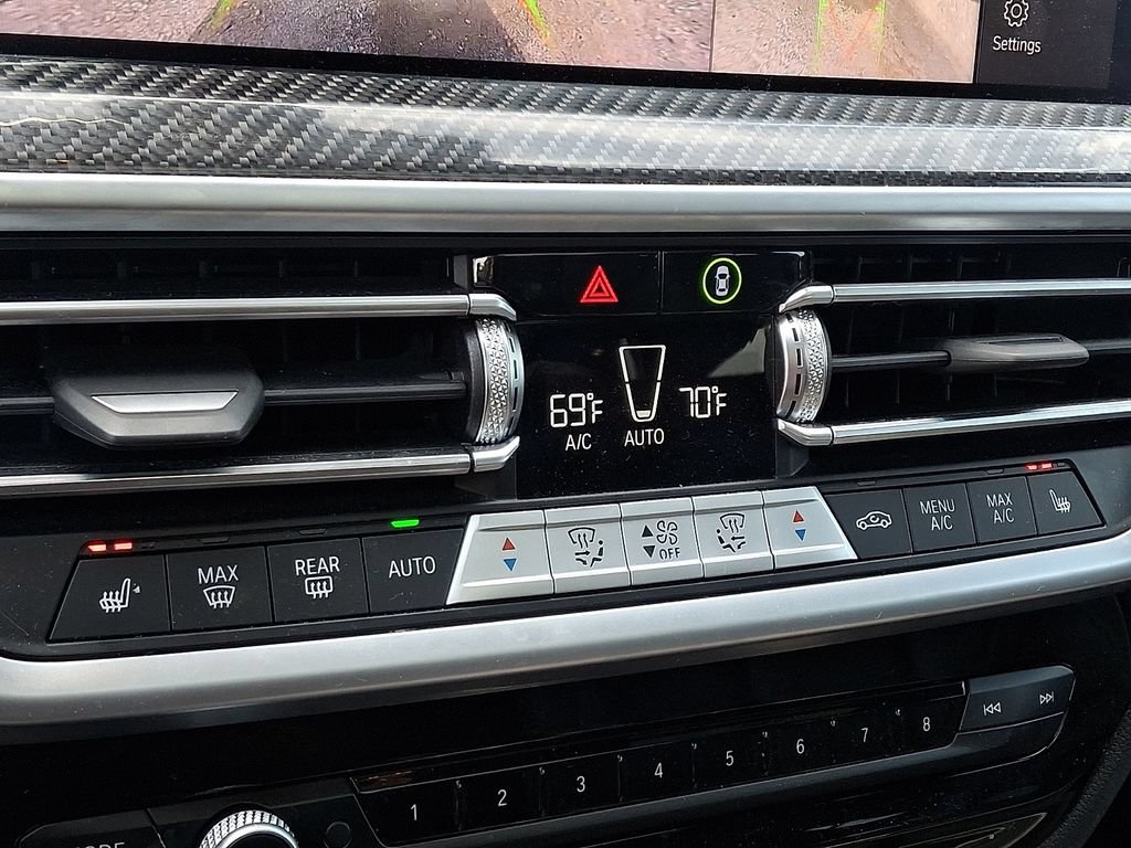 Certified 2024 BMW X4 M40i AWD/4WD image 17