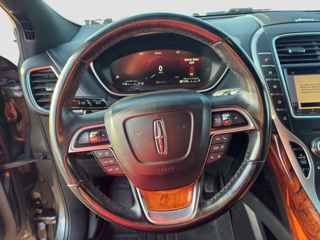 Used 2019 Lincoln Nautilus Reserve AWD/4WD image 18