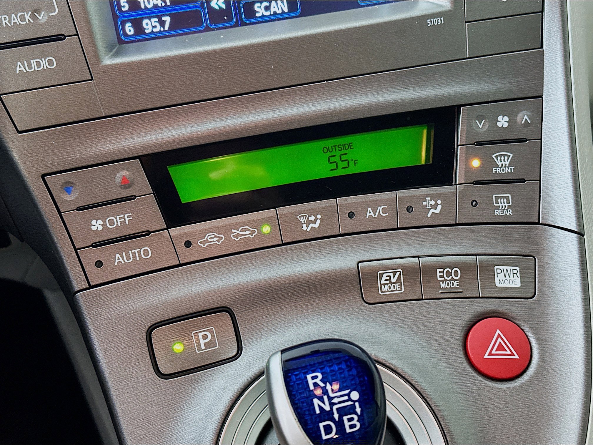 Used 2015 Toyota Prius Two FWD image 23