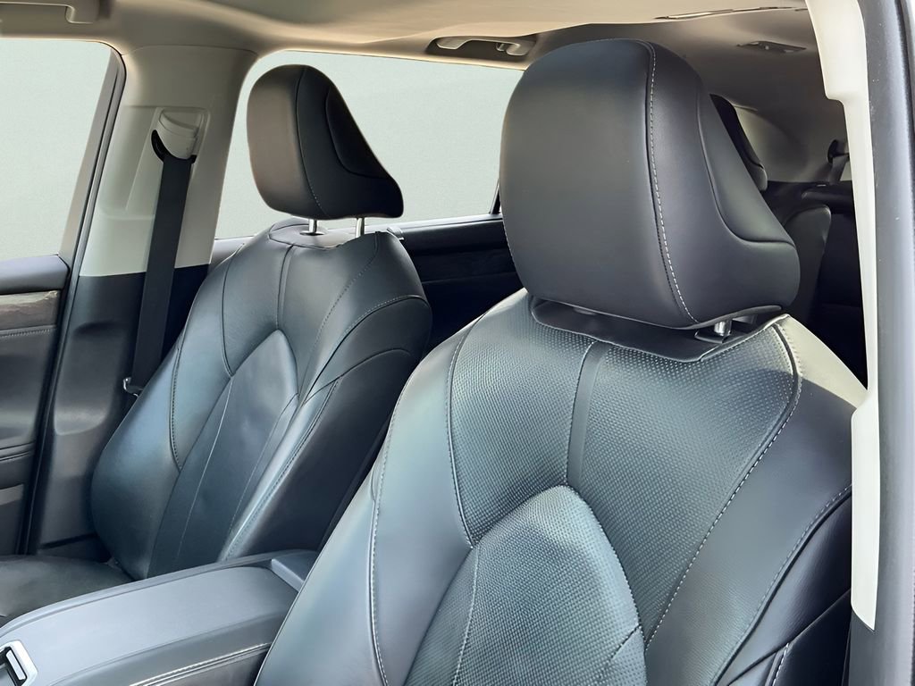 Used 2020 Toyota Highlander Limited image 23